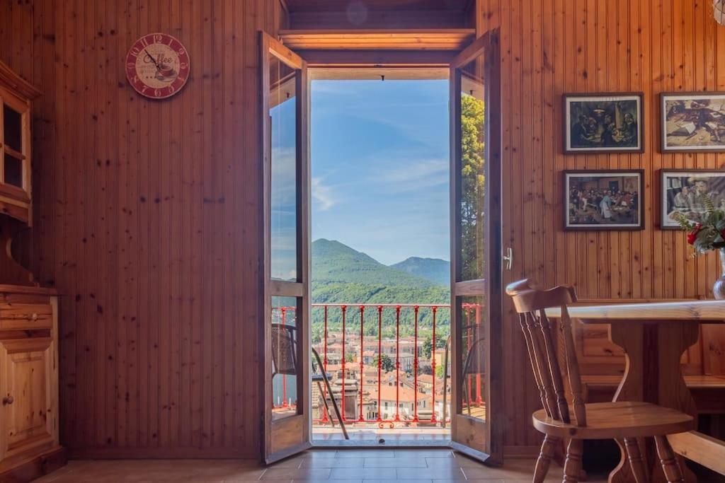 Appartamento Vista Lago Luino Kültér fotó
