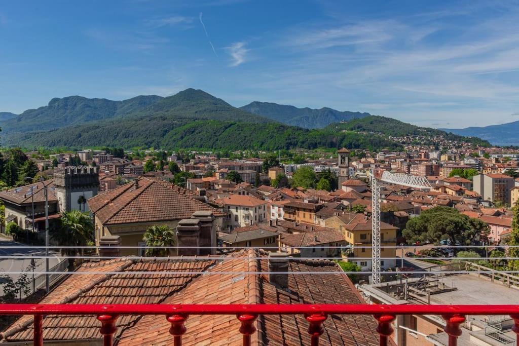 Appartamento Vista Lago Luino Kültér fotó